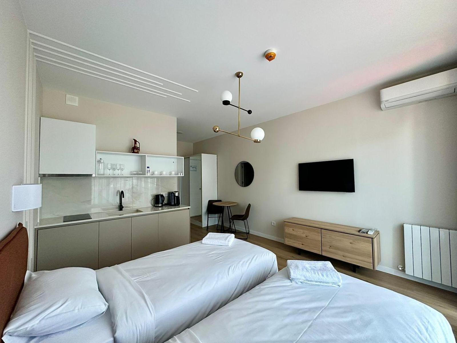 Nova Concierge Aparthotel Batumi Habitación foto